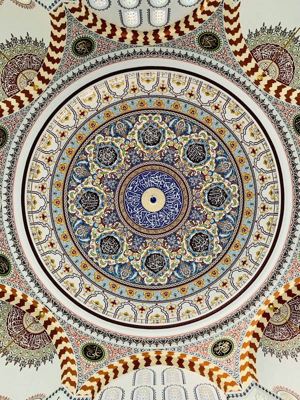 Comment les techniques de tissage de tapis persans ont-elles évolué au fil des siècles ?
